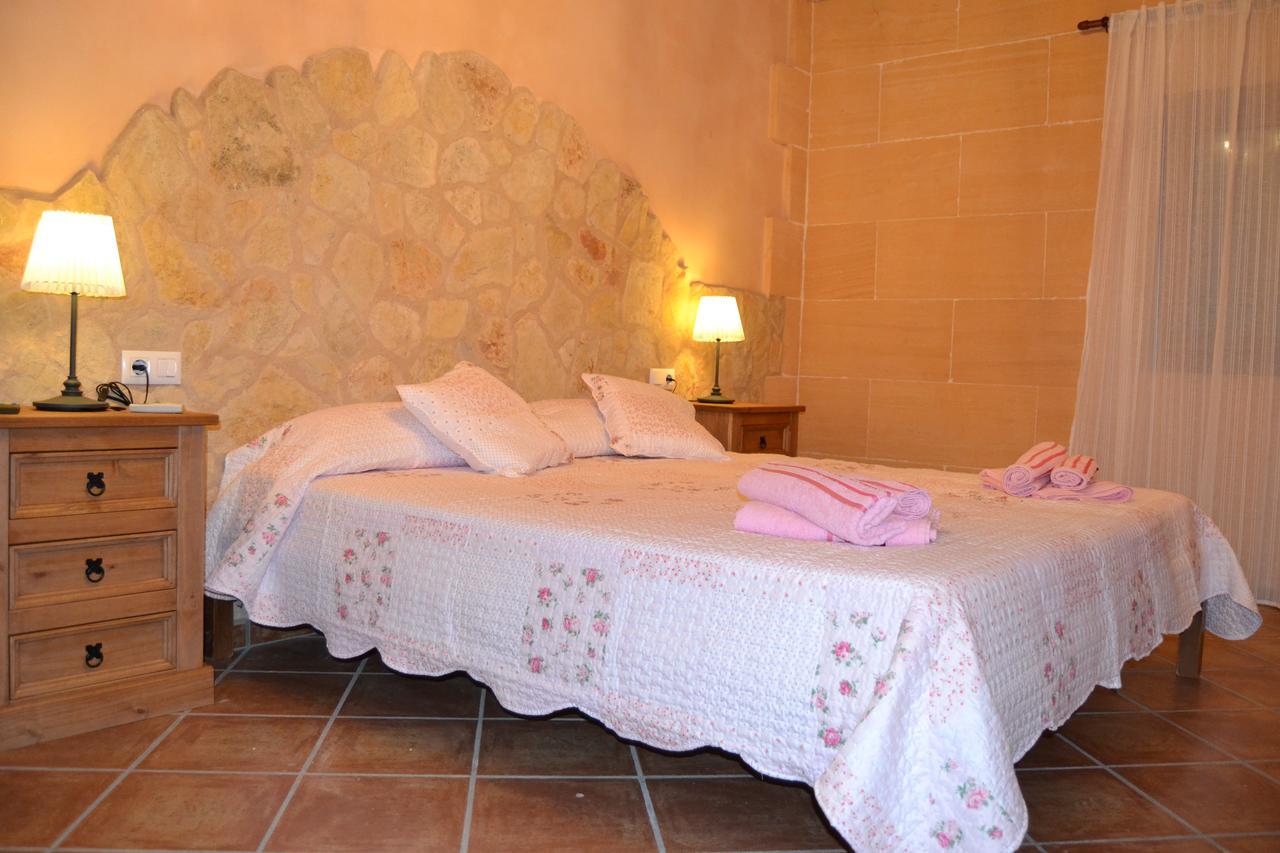 Agroturismo Es Gallicant 캄포스 외부 사진