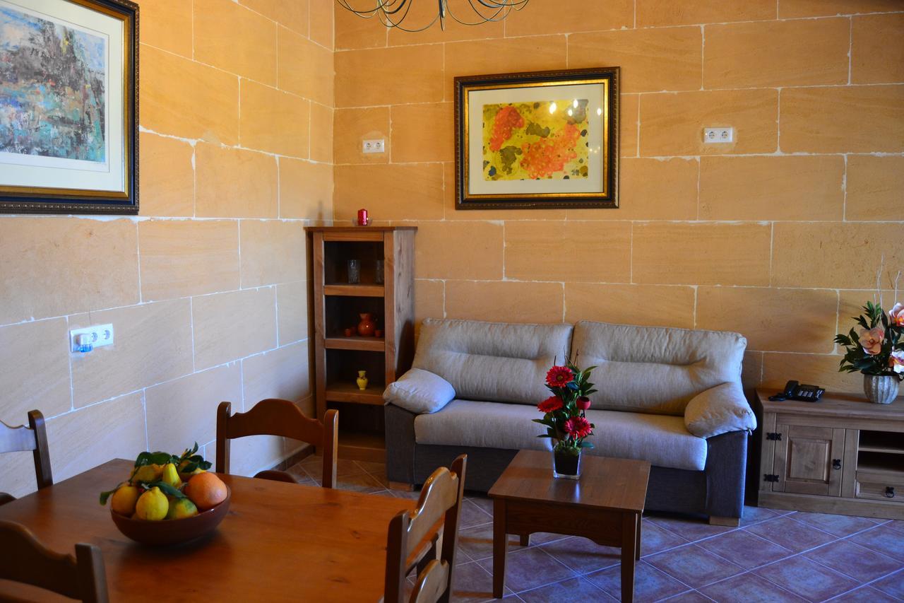 Agroturismo Es Gallicant 캄포스 외부 사진