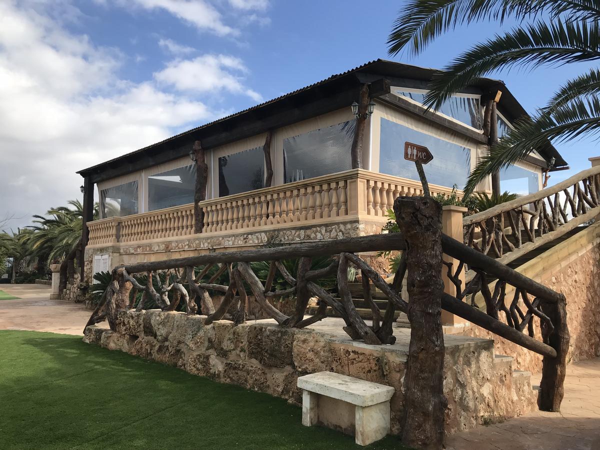 Agroturismo Es Gallicant 캄포스 외부 사진