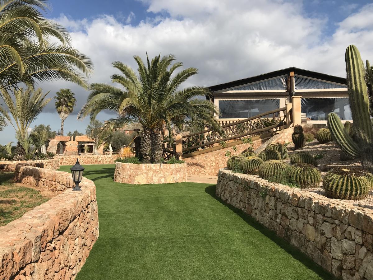 Agroturismo Es Gallicant 캄포스 외부 사진