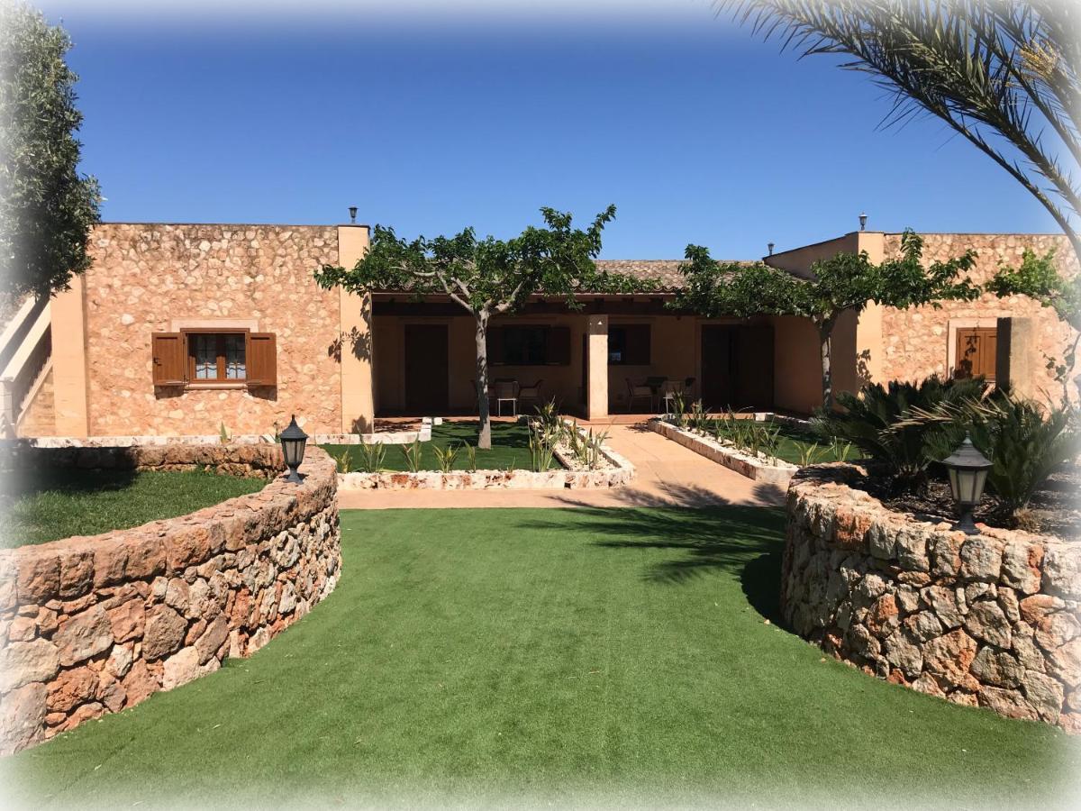 Agroturismo Es Gallicant 캄포스 외부 사진